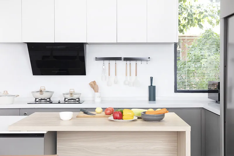 从“厨房心脏”到“空间芯片”:2025年,一场由用户主导的油烟机革命(图1) 从“厨房心脏”到“空间芯片”:2025年,一场由用户主导的油烟机革命(图1)