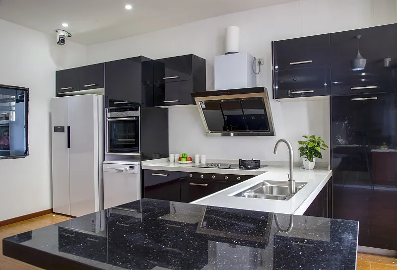 油烟机市场告别“大风量”内卷,2026年新国标催生“智能洁净”新赛道(图1) 油烟机市场告别“大风量”内卷,2026年新国标催生“智能洁净”新赛道(图1)