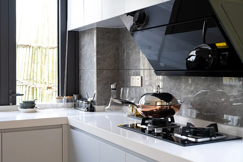 2026年油烟机怎么选不踩坑？5步法教你读懂风量、风压、噪音关键参数(图1)