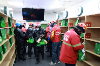 抢光了！七鲜小厨免费送巧克力，营业3小时单量破16000单，明日继续随单送(图2)